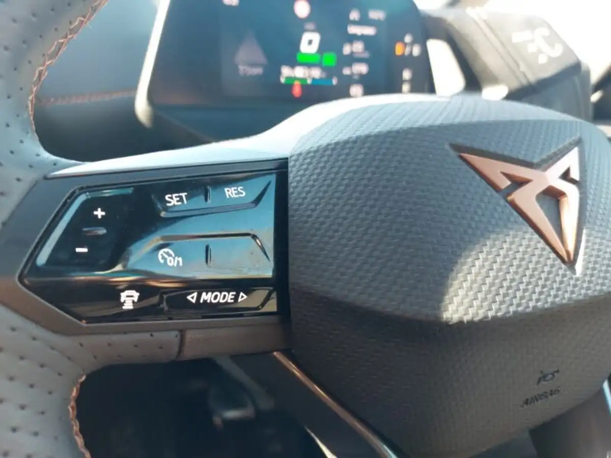 2024-cupra-born-e-v1-204ps-58kwh-big-14