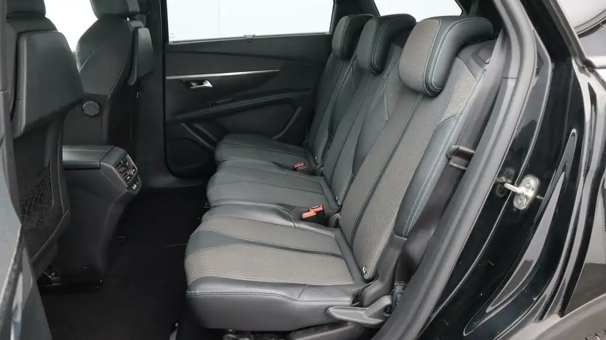 2021-peugeot-5008-suv-15-bluehdi-allure-premium-big-16