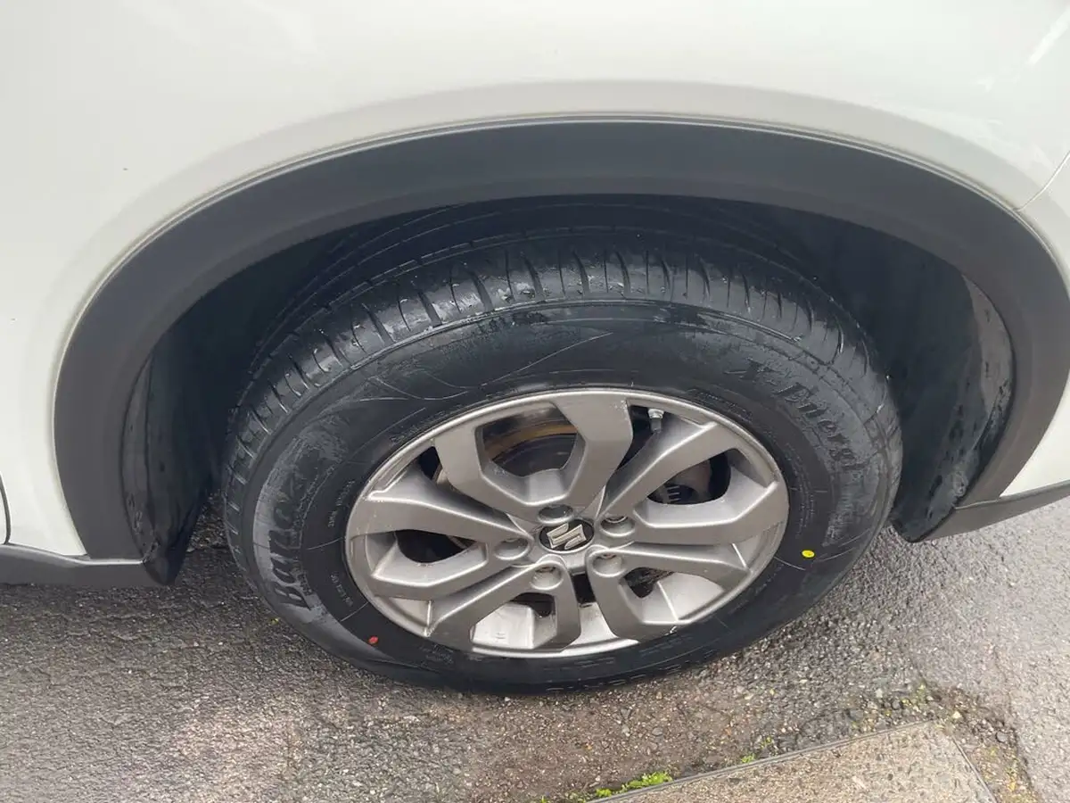 2016-suzuki-vitara-16-sz4-big-34