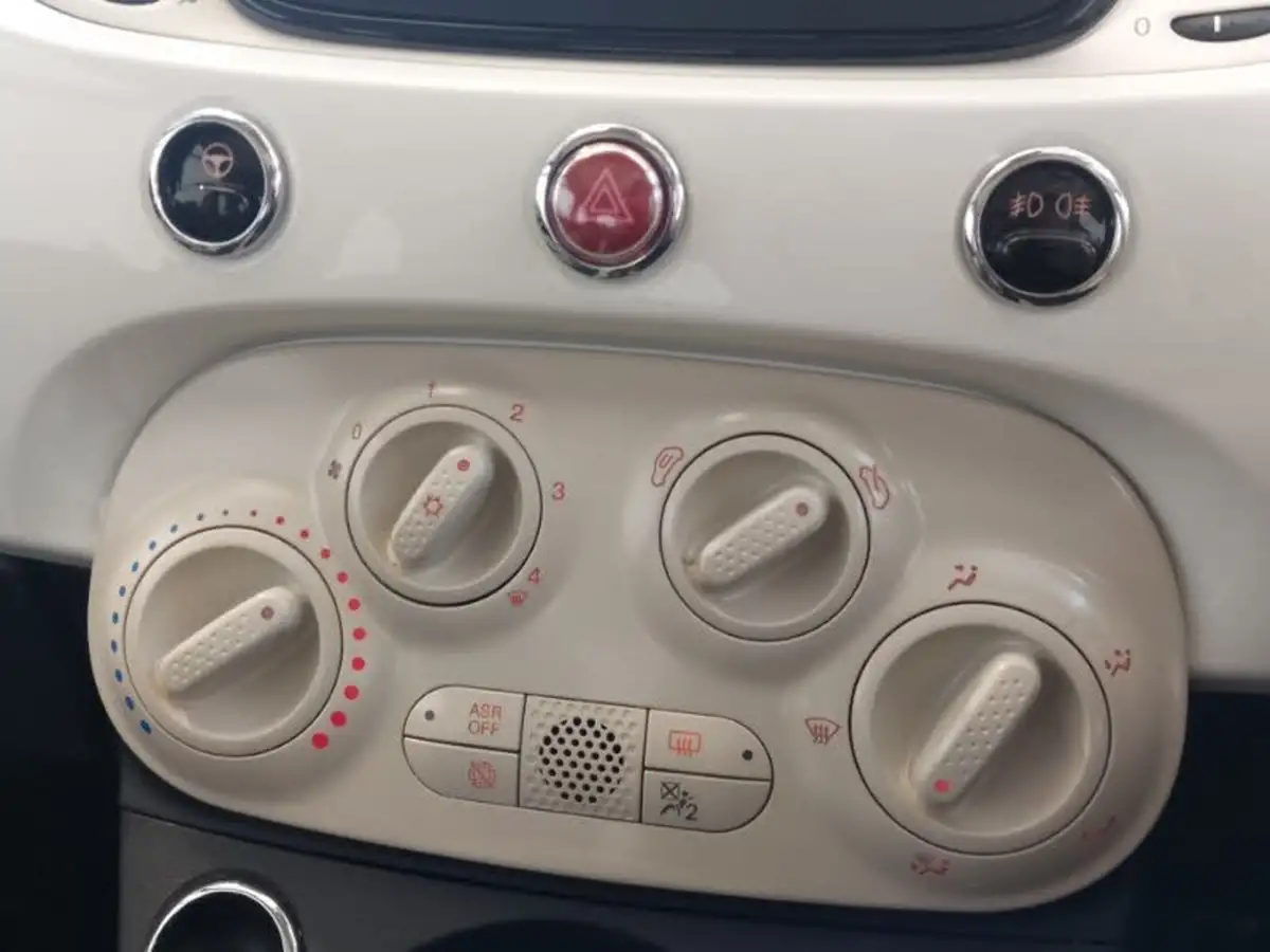2022-fiat-500-10-dolcevita-big-11