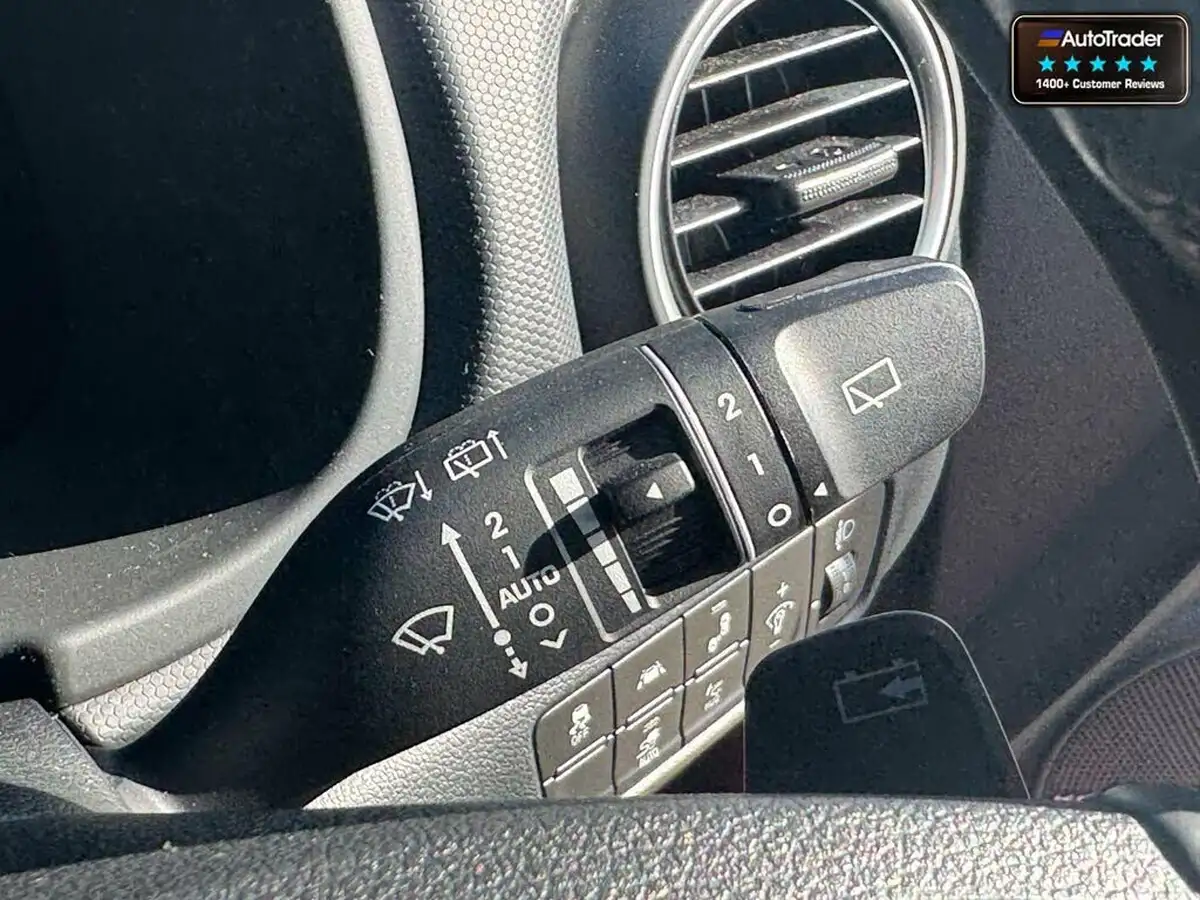 2020-hyundai-kona-e-premium-se-64kwh-105kw-obc-big-12
