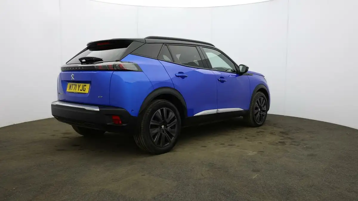 2021-peugeot-2008-suv-e-gt-premium-50kwh-big-58