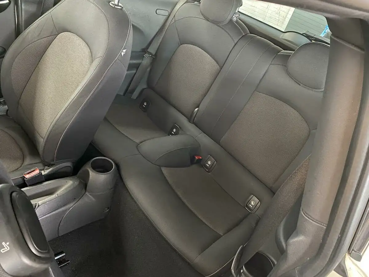 2014-mini-cooper-15-cooper-3d-auto-big-12