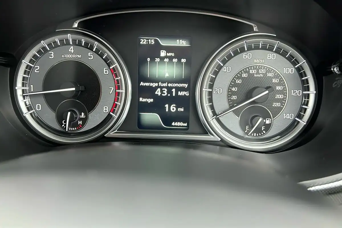 2023-suzuki-vitara-14-boosterjet-sz5-big-23
