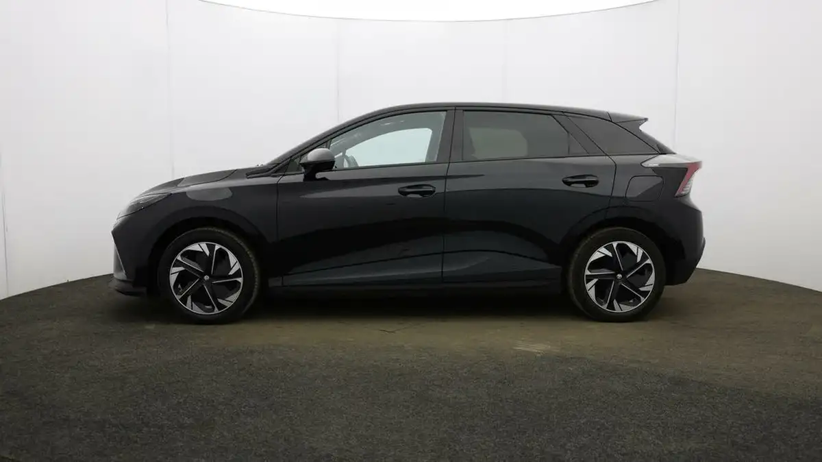 2022-mg-mg4-e-trophy-ev-big-31