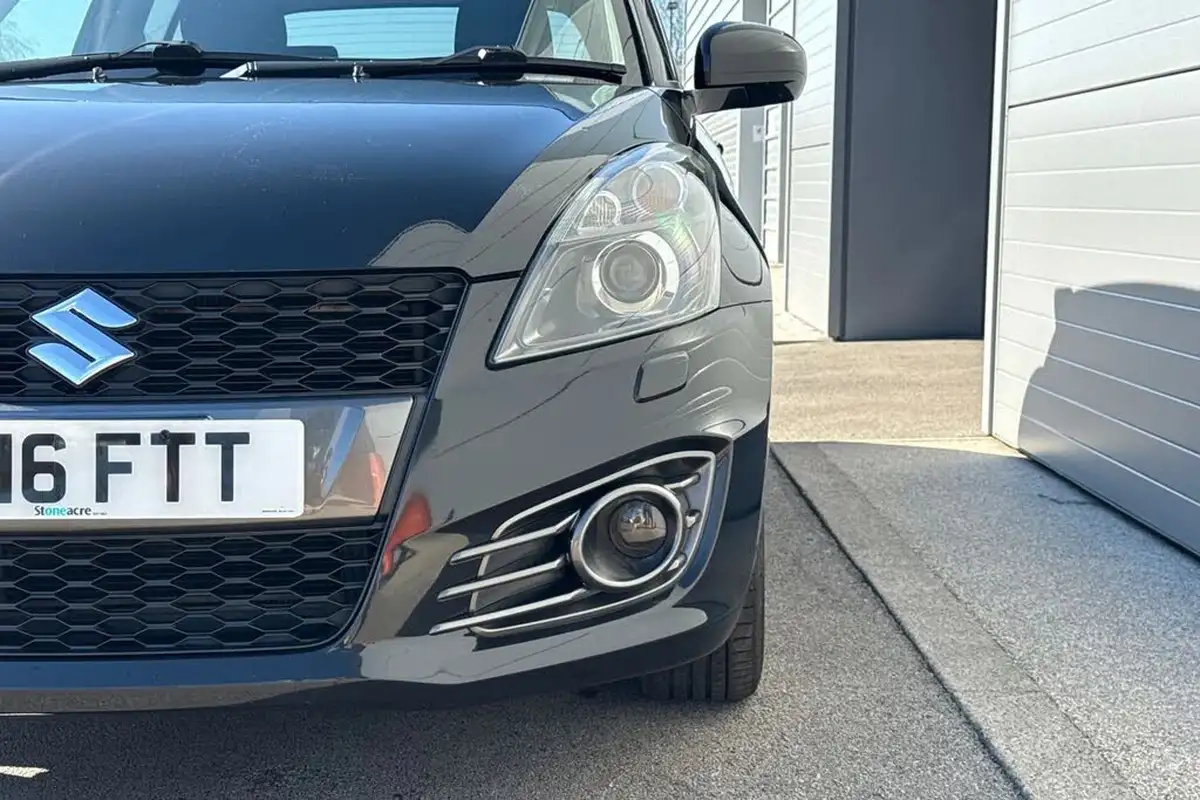 2016-suzuki-swift-16-sport-5d-big-29