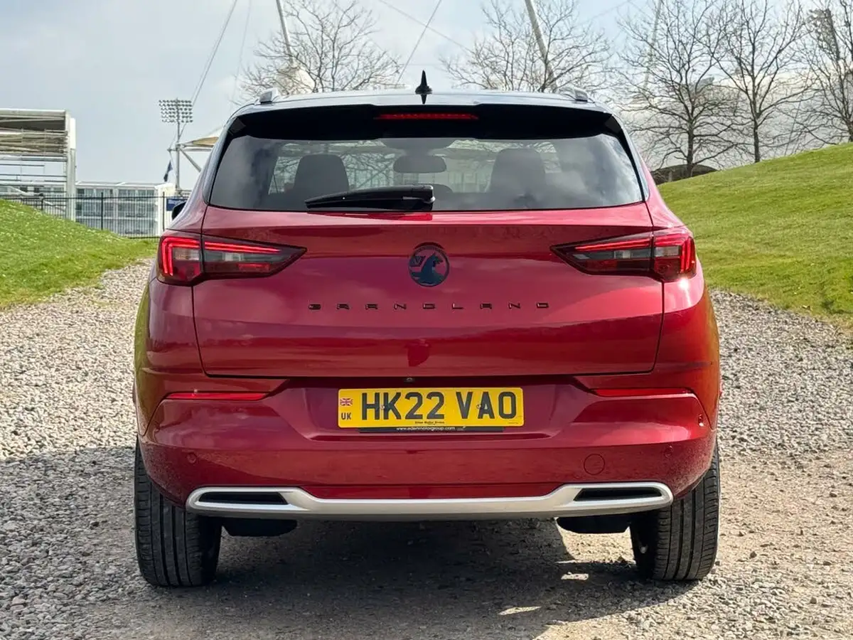 2022-vauxhall-grandland-12-ultimate-auto-big-5