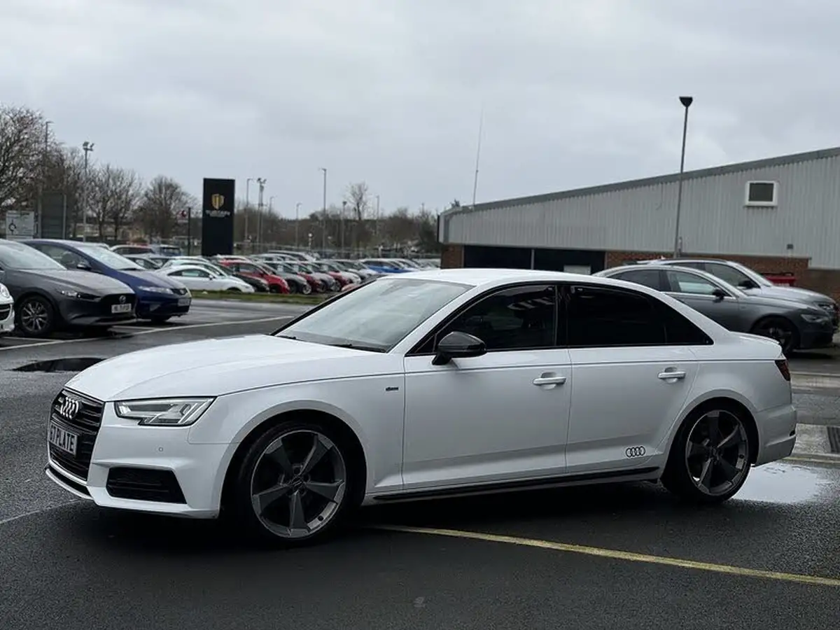 2017-audi-a4-14-tfsi-black-edition-big-17