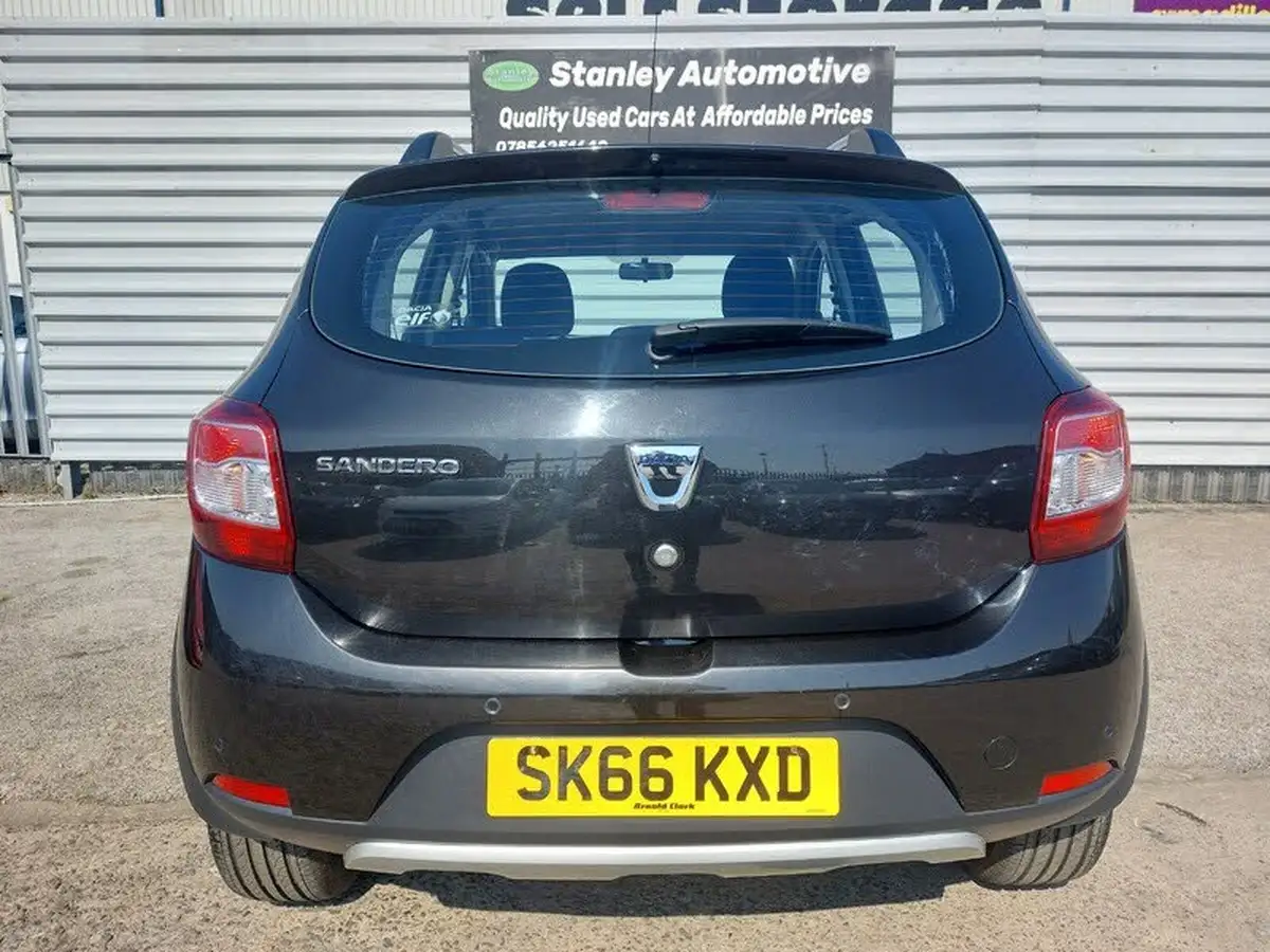 2016-dacia-sandero-stepway-15dci-laureate-big-6