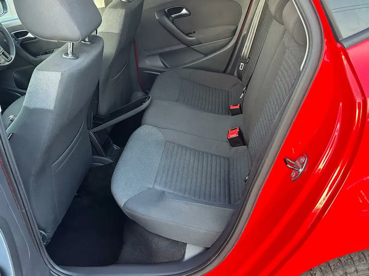 2014-volkswagen-polo-14-match-edition-5d-big-26