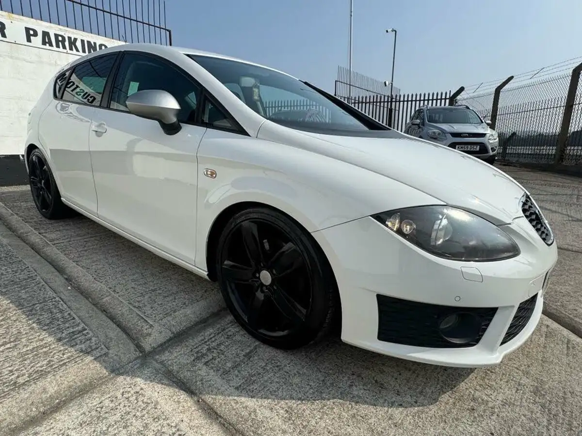 2012-seat-leon-20td-fr-170ps-big-9