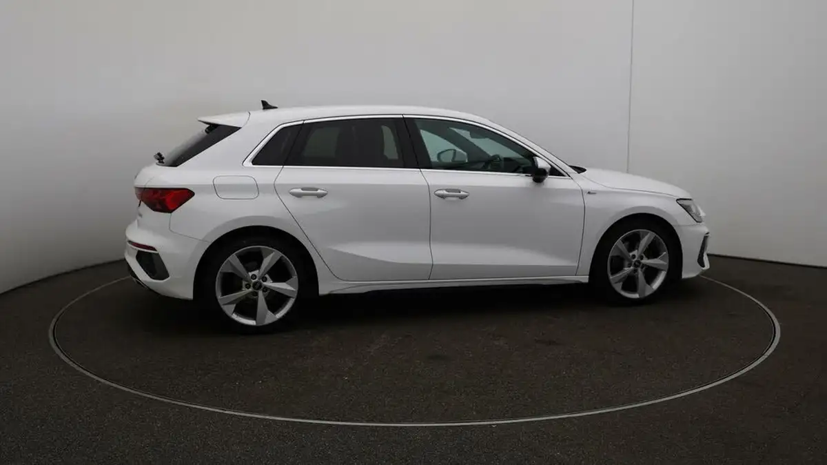 2021-audi-a3-10-30-tfsi-sportback-5d-big-44