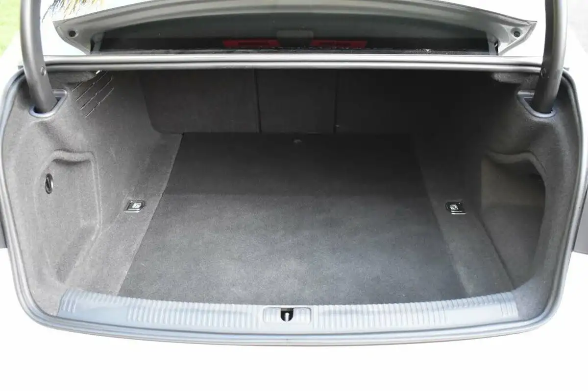 2022-audi-a4-20-35-tfsi-black-edition-s-tronic-big-27