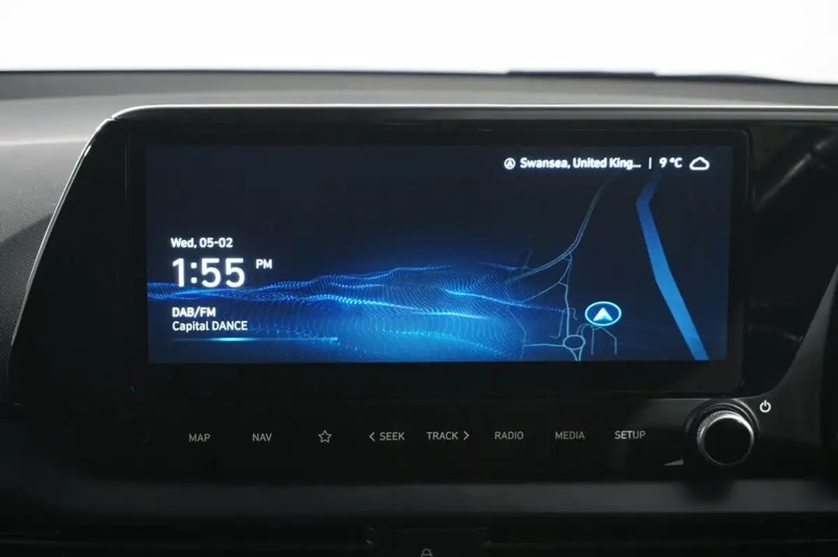 2023-hyundai-bayon-10-t-gdi-premium-120ps-dct-big-13