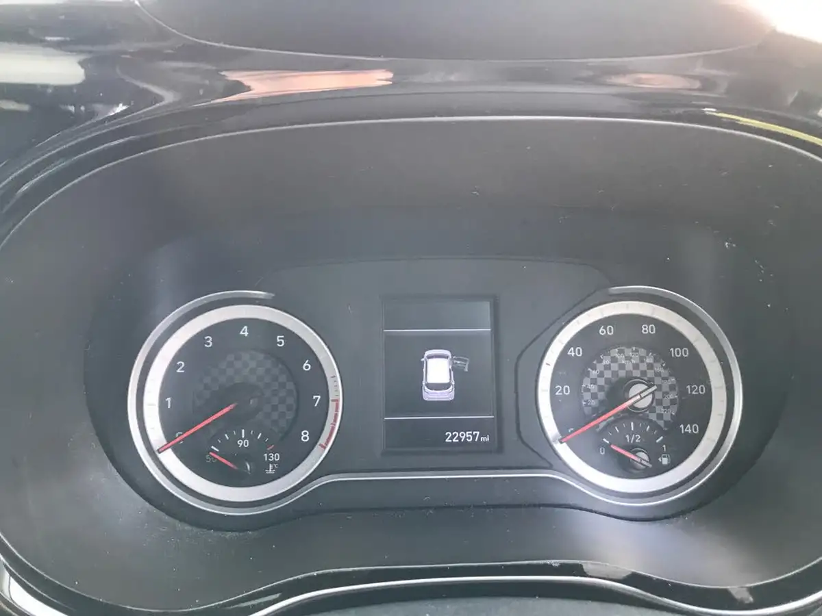 2021-hyundai-i10-12-premium-84ps-1197cc-big-25