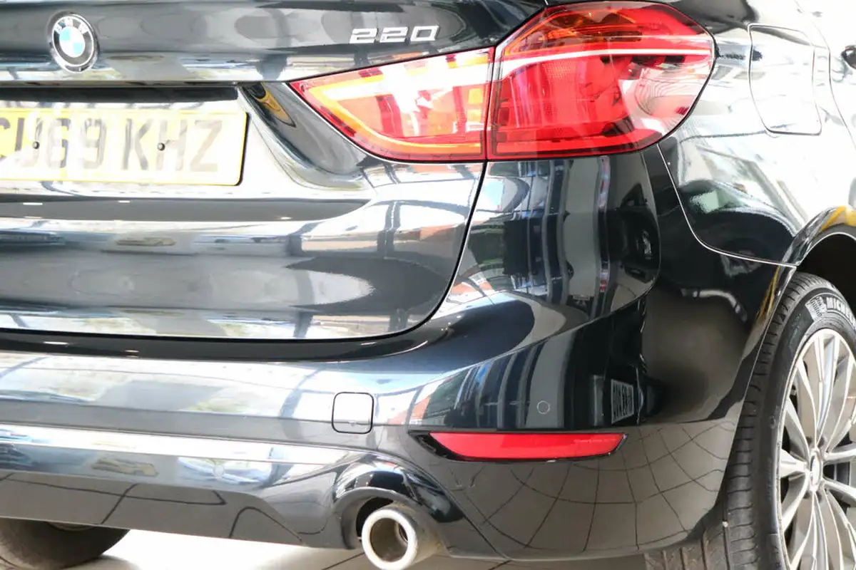 2019-bmw-2-series-20-220i-luxury-gran-big-74