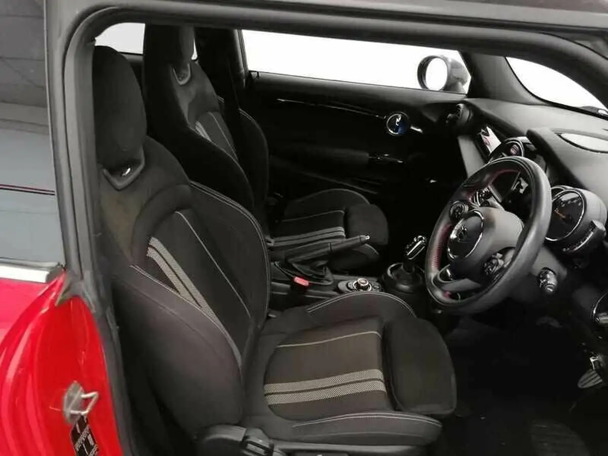 2018-mini-cooper-20-cooper-s-classic-ss-hatchback-3d-auto-big-15