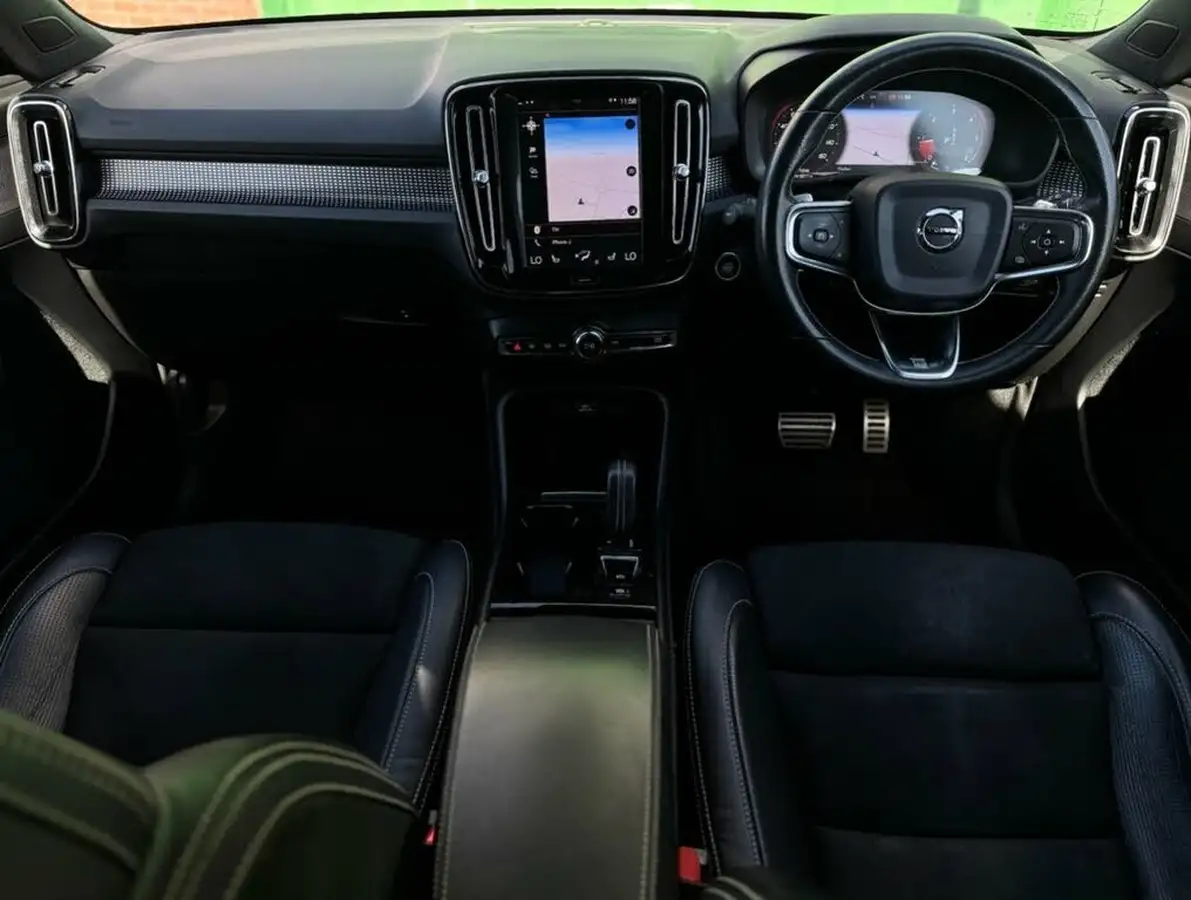 2019-volvo-xc40-20td-d4-r-design-pro-big-14