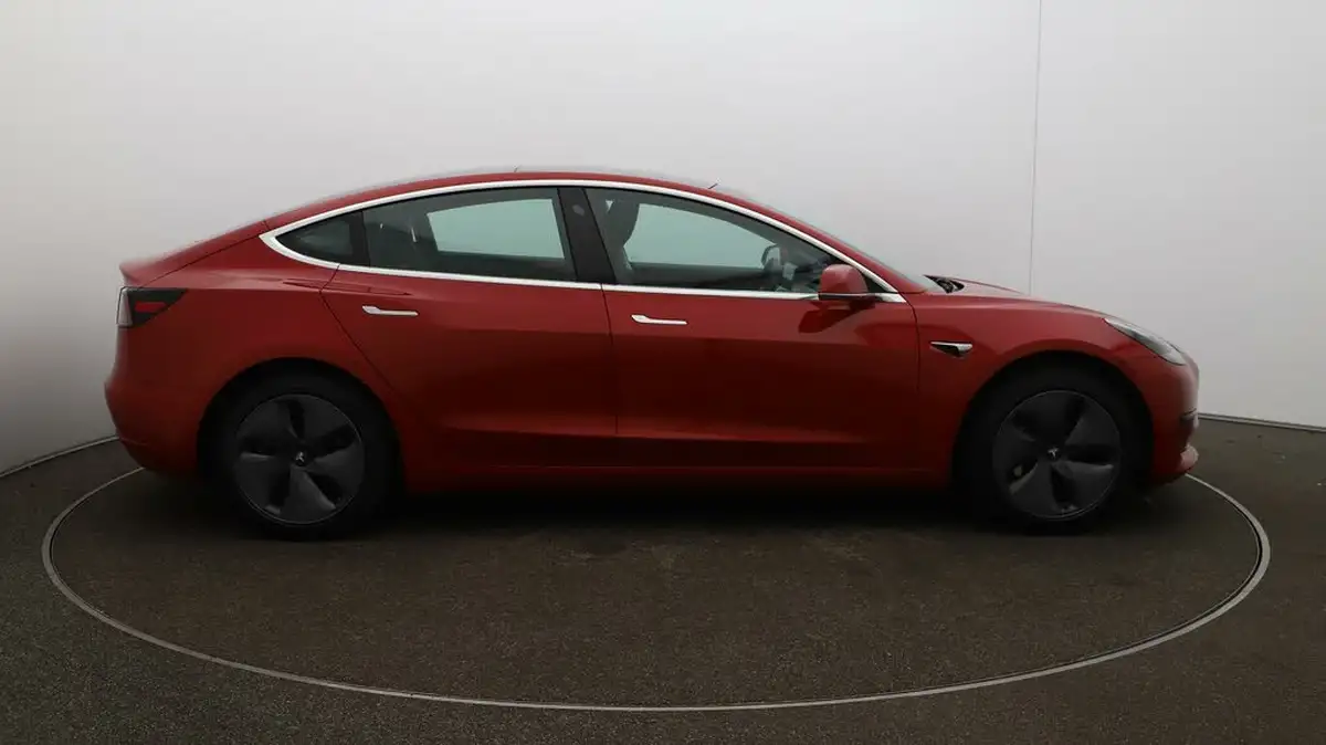 2020-tesla-model-3-e-standard-plus-big-40