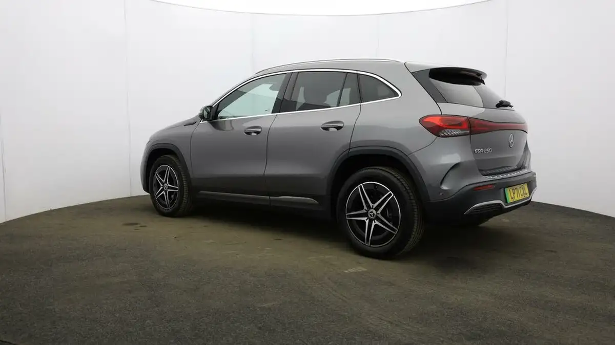 2022-mercedes-benz-eqa-e-eqa-250-amg-line-big-43