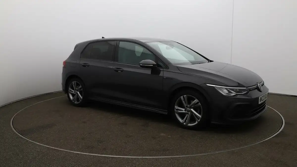 2022-volkswagen-golf-15-tsi-r-line-150ps-hatchback-big-39