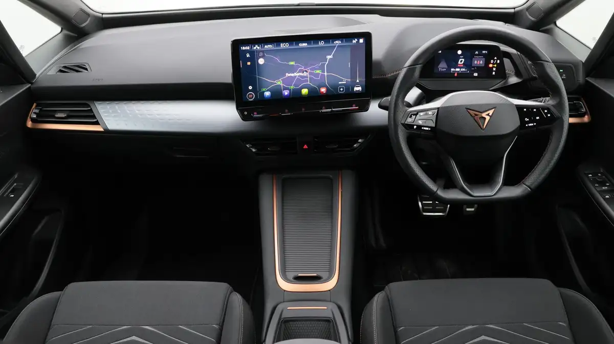 2023-cupra-born-e-v2-204ps-58kwh-big-13