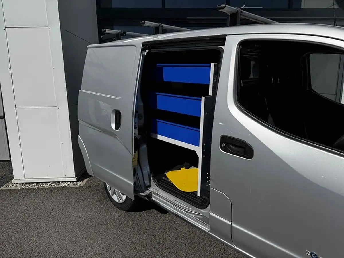 2019-nissan-env200-e-acenta-panel-van-auto-big-8