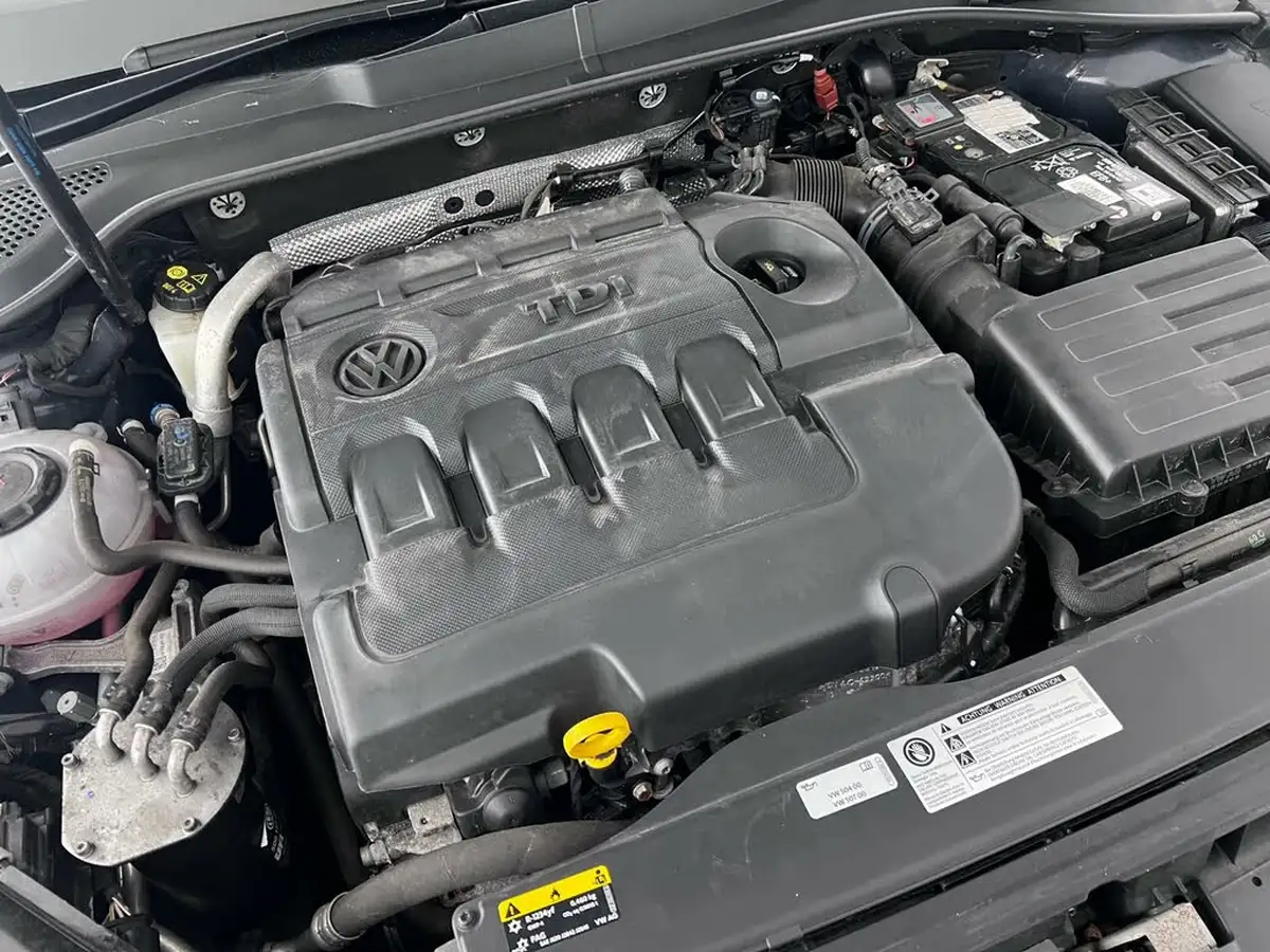 2018-volkswagen-golf-14-tsi-se-nav-hatchback-5d-dsg-big-7