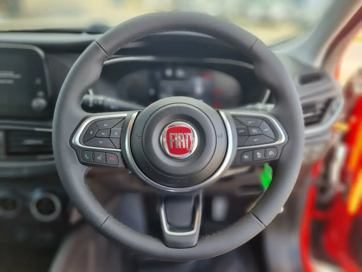 2023-fiat-tipo-10-red-big-19