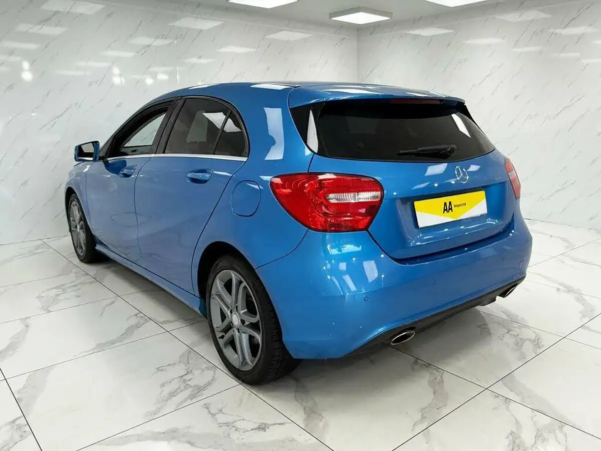 2014-mercedes-benz-a-class-16-a180-sport-big-6