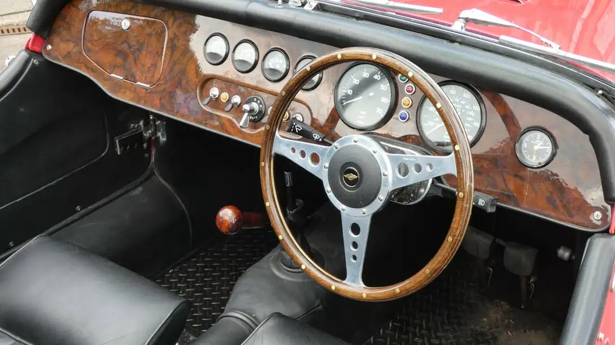 1991-morgan-44-big-7