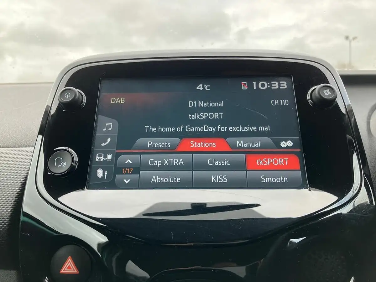 2018-citroen-c1-10-vti-flair-72ps-5d-big-9
