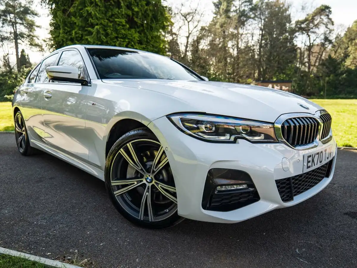 2020-bmw-3-series-20-330e-m-sport-saloon-4d-big-21