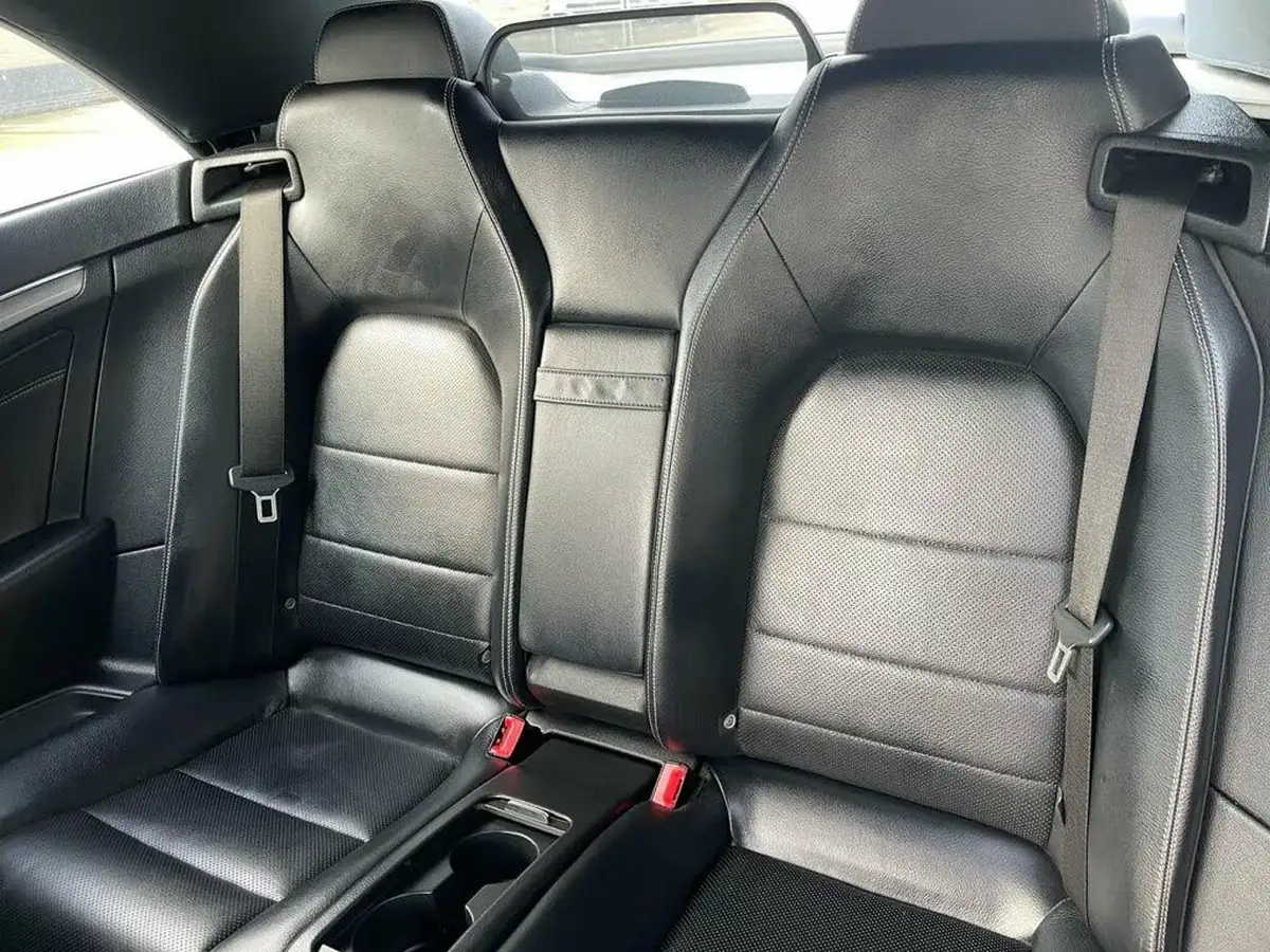 2013-mercedes-benz-e-class-21td-e250-cdi-amg-sport-cdi-cabriolet-2d-big-59