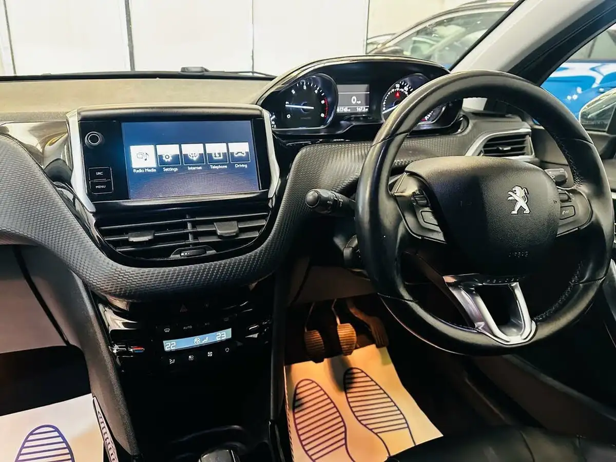 2015-peugeot-2008-crossover-16e-hdi-allure-92bhp-big-25