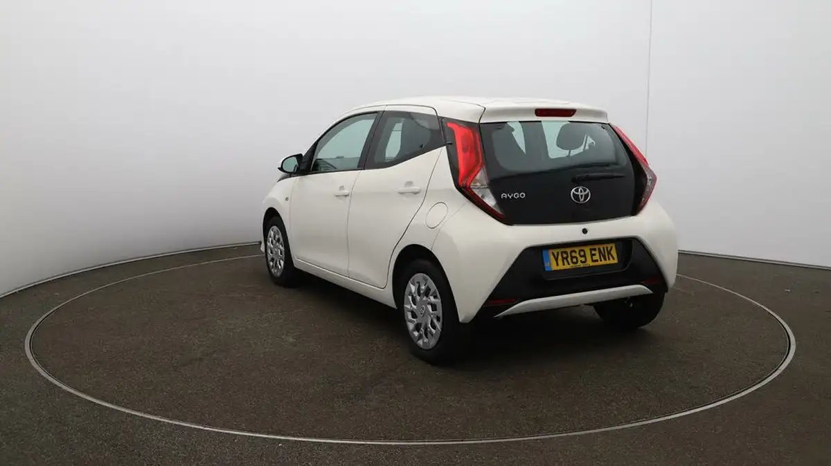2019-toyota-aygo-10-vvt-i-x-play-tss-x-shift-big-53