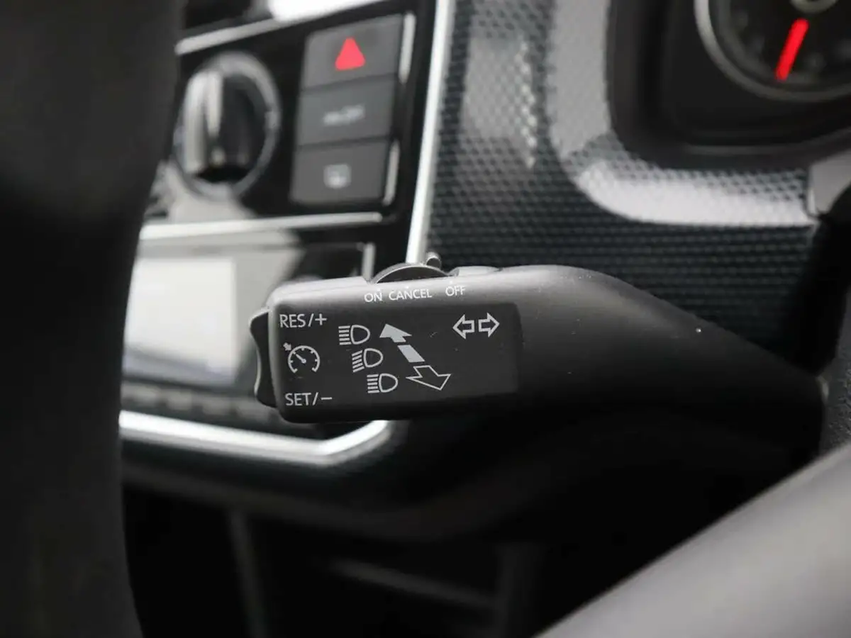 2021-volkswagen-up-10-up-65ps-sre-bmt-evo-3d-big-17