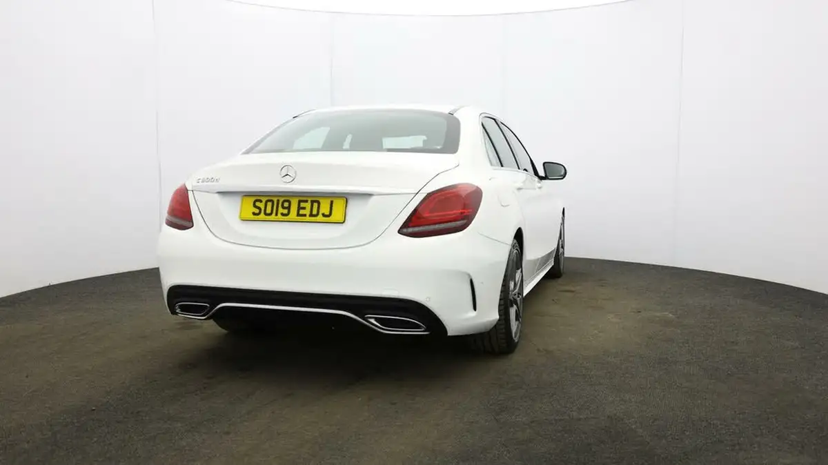 2019-mercedes-benz-c-class-20d-c300d-amg-line-245ps-ss-saloon-4d-big-53
