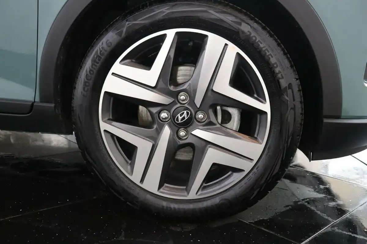 2024-hyundai-bayon-10-t-gdi-ultimate-100ps-48-volt-mhev-big-32