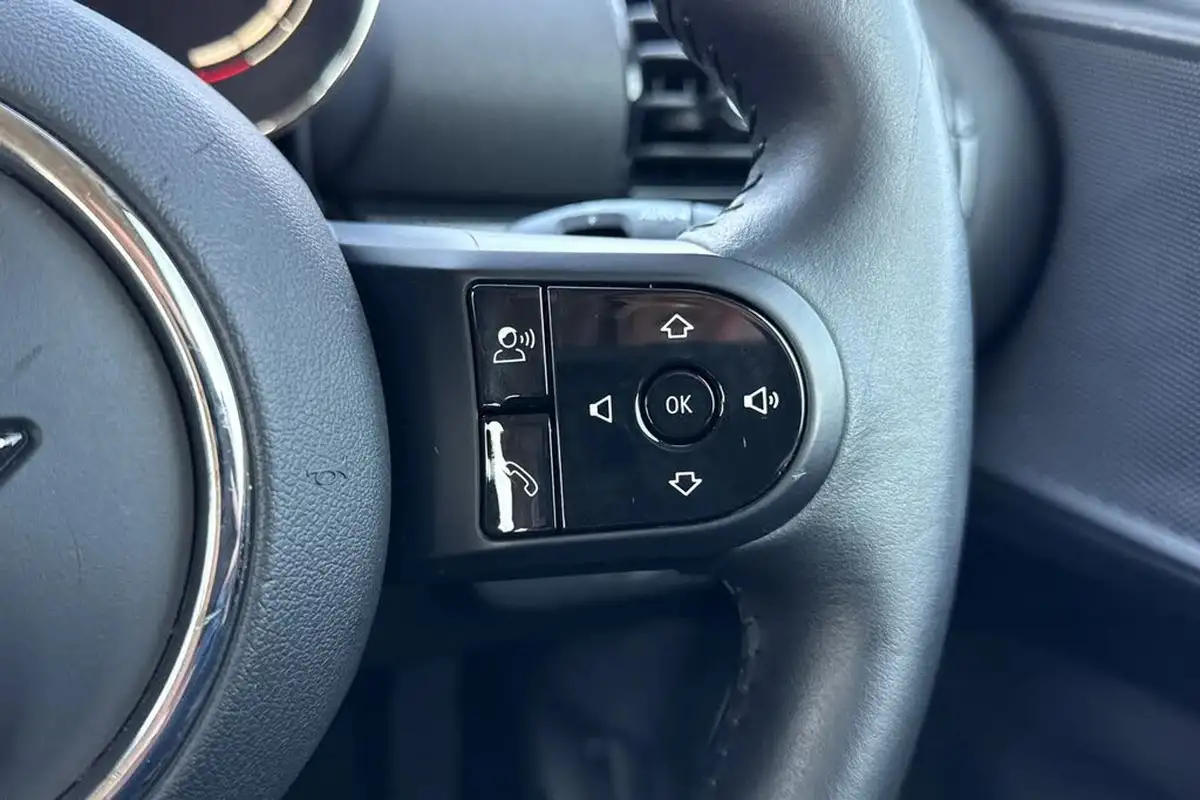 2021-mini-clubman-15-cooper-classic-auto-big-38