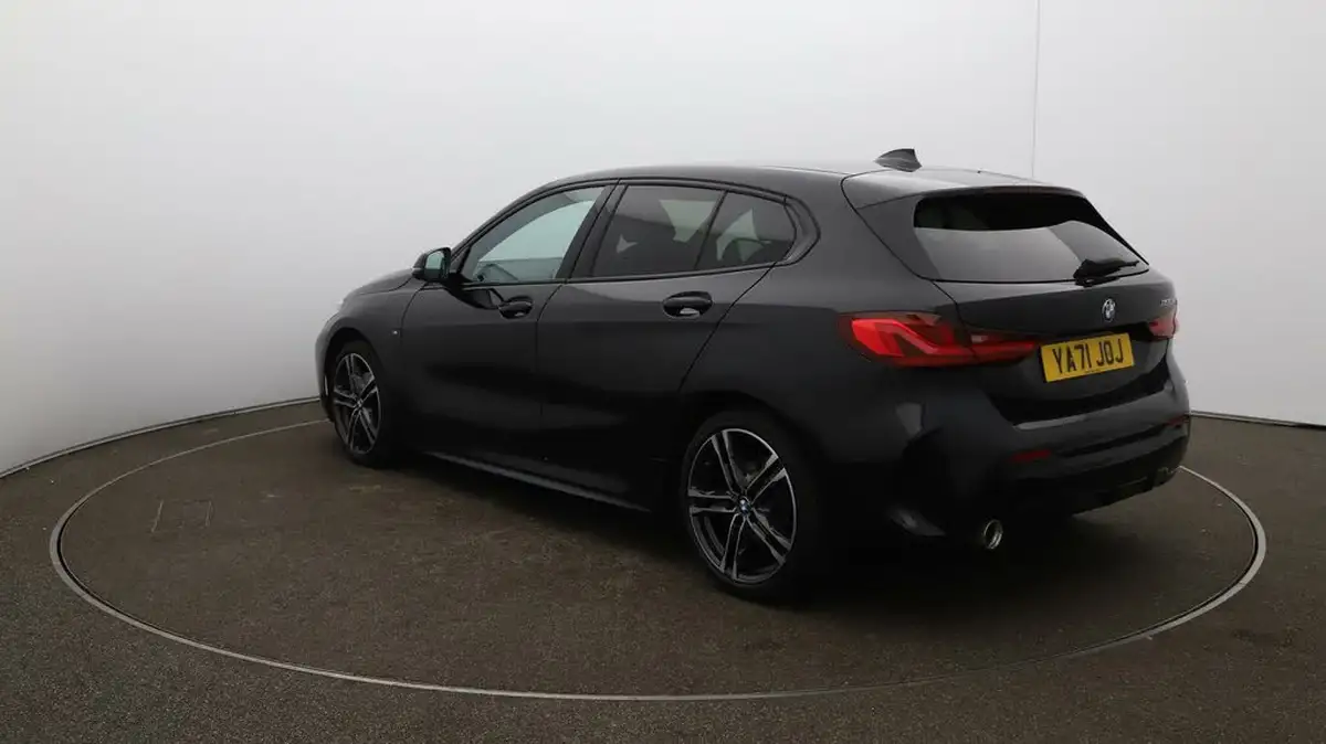 2022-bmw-1-series-15-118i-m-sport-lcp-dct-big-55
