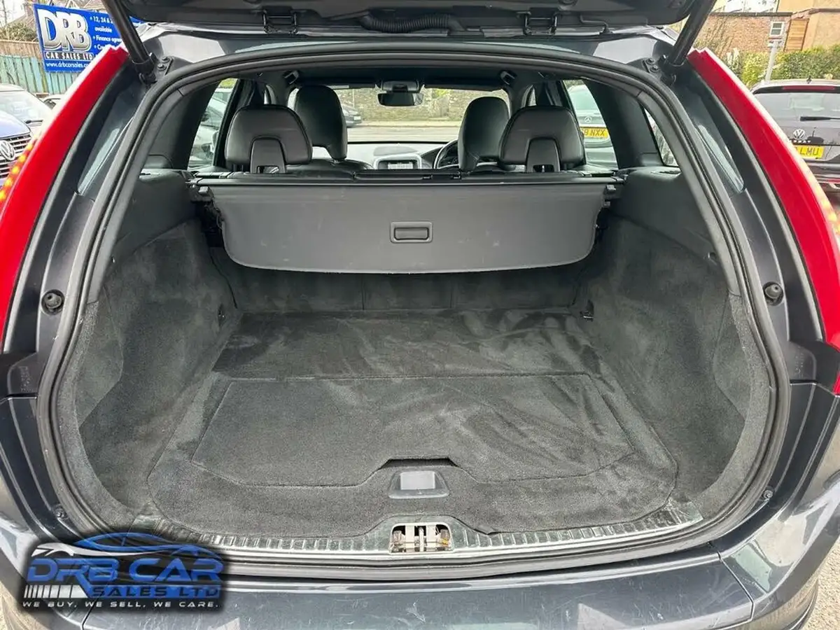 2015-volvo-xc60-20td-d4-r-design-lux-181bhp-nav-geartronic-big-6