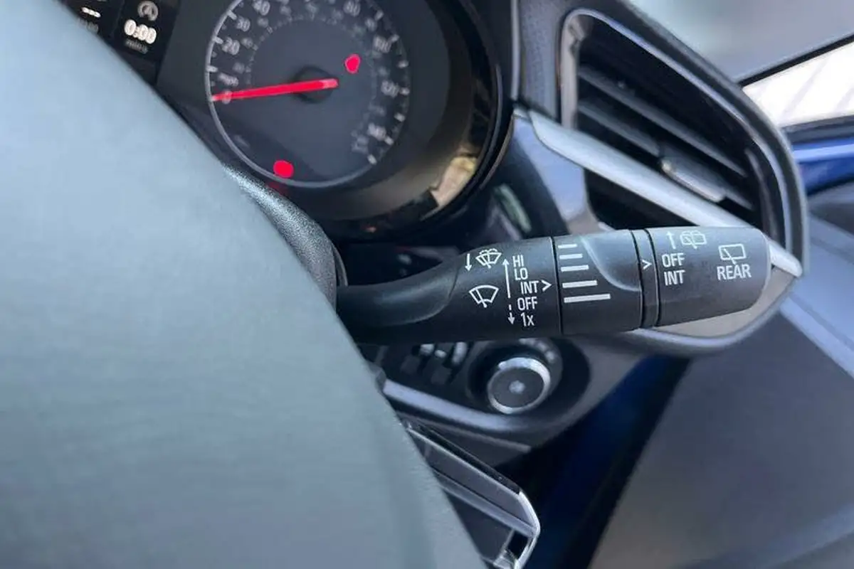 2021-vauxhall-corsa-12-turbo-se-big-25