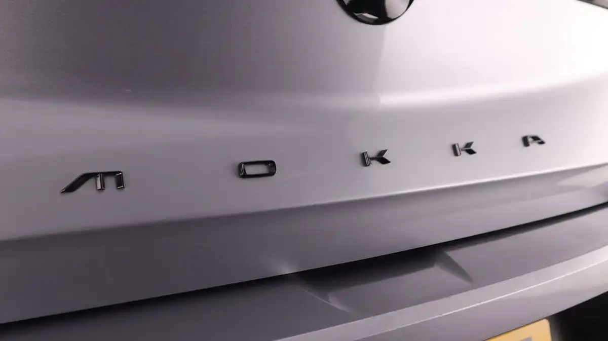 2023-vauxhall-mokka-12-gs-136ps-big-21