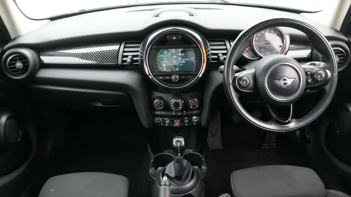 2018-mini-cooper-20-cooper-s-series-ii-ss-hatchback-5d-big-13