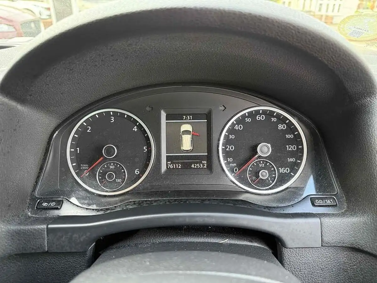 2014-volkswagen-tiguan-20tdi-match-140ps-4motion-bmt-dsg-big-17