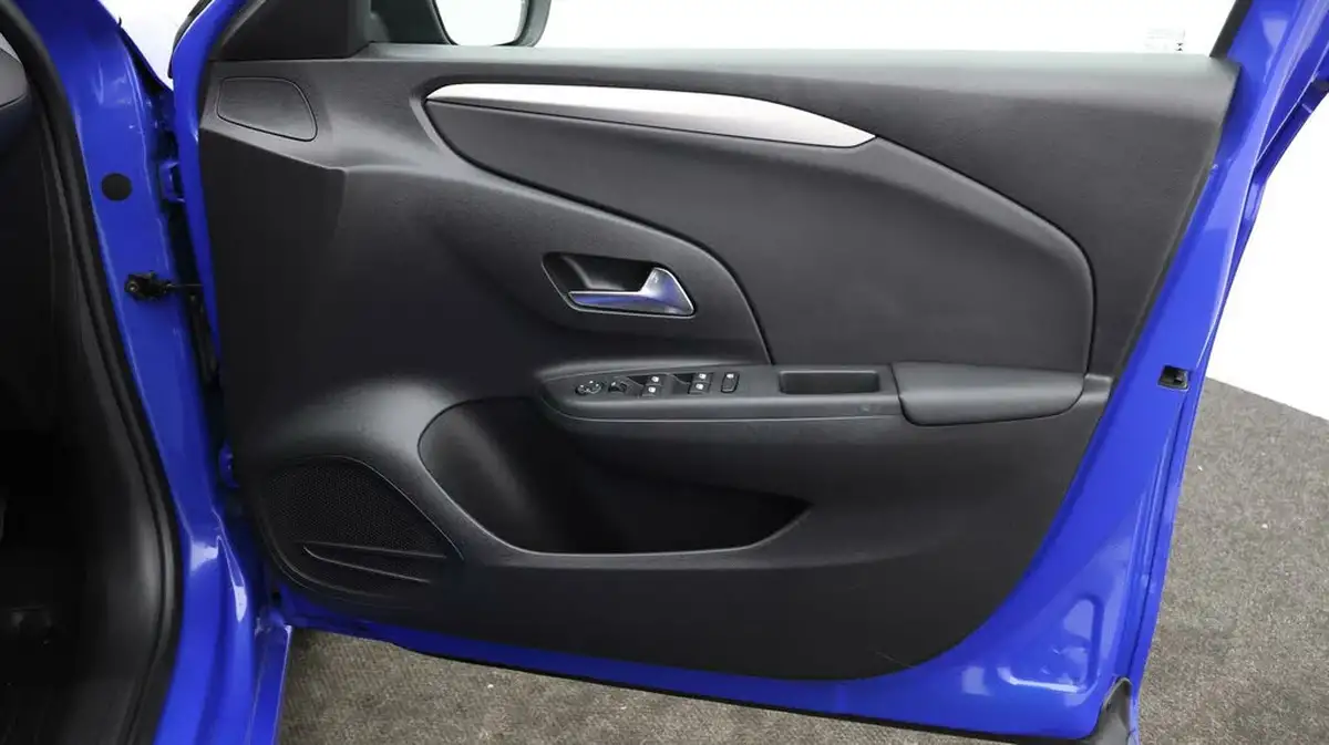 2022-vauxhall-corsa-12i-se-edition-big-14