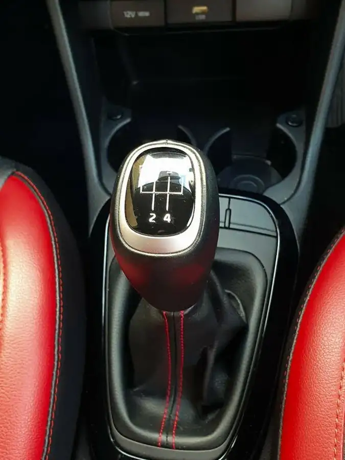 2022-kia-picanto-10-t-gdi-gt-line-big-14