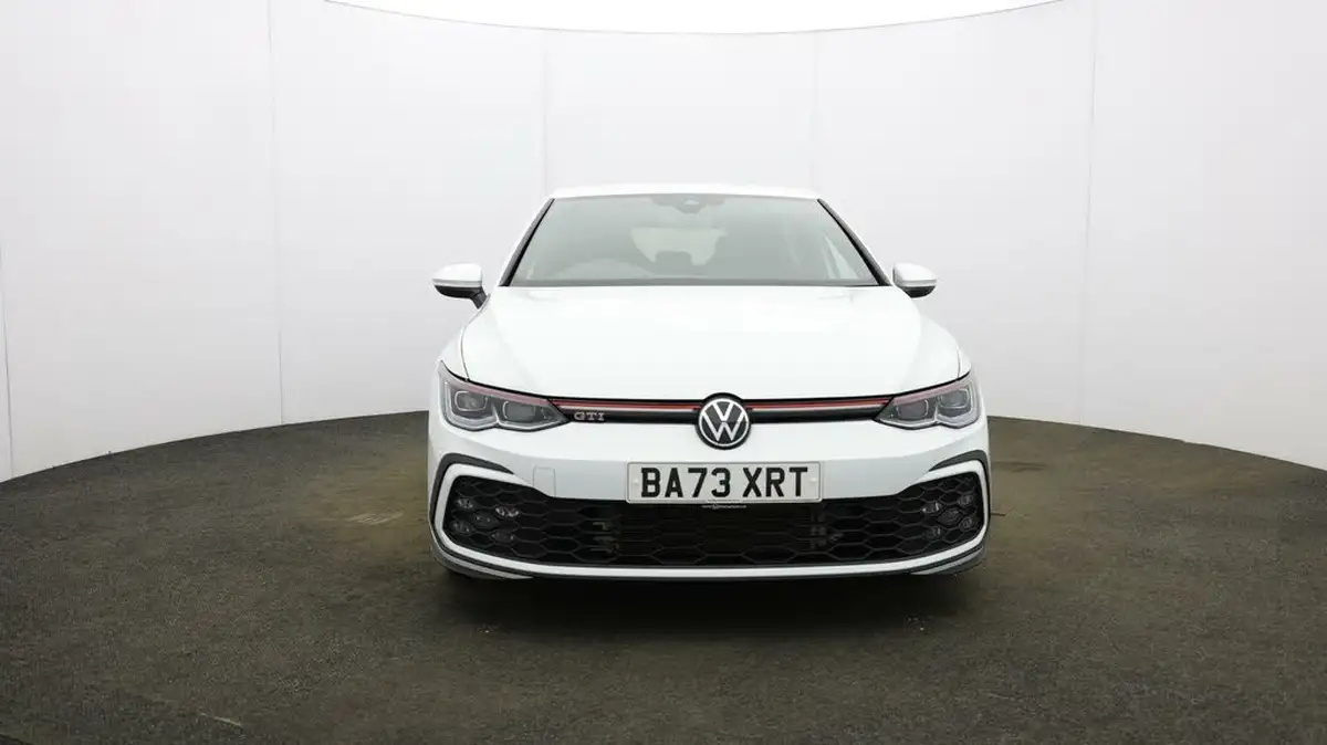 2023-volkswagen-golf-20-tsi-gti-dsg-big-1