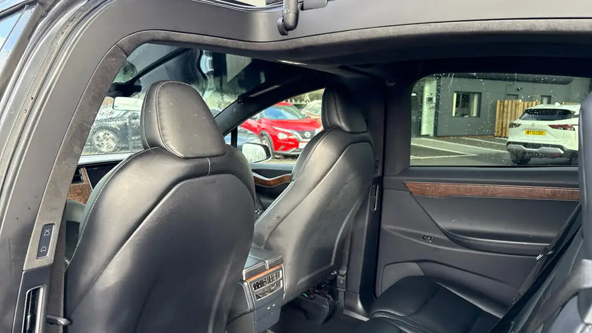2020-tesla-model-x-e-long-range-big-13